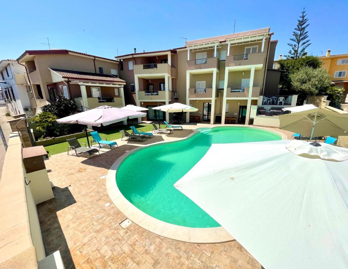 Apartment Romina Tergu Bagian luar foto